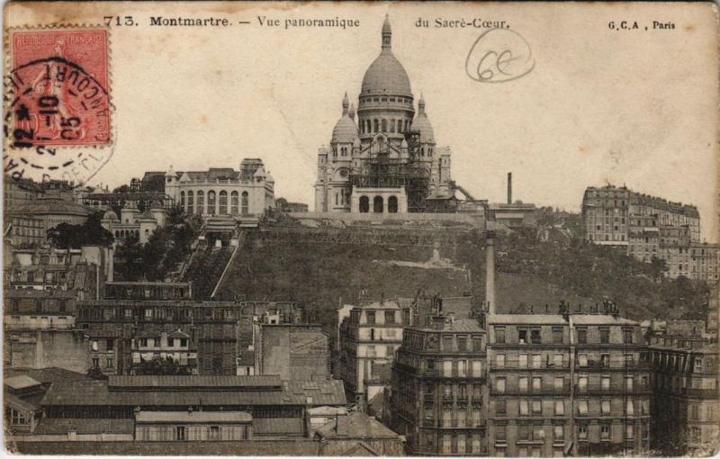 Carte postale ancienne Montmartre - Vue panoramique du Sacré-Coeur à Paris 9e