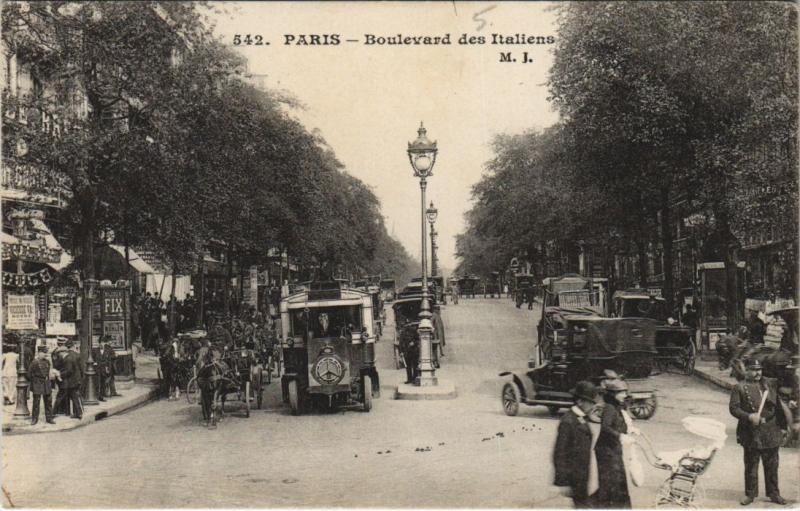 Carte postale ancienne Paris - Boulevard des Italiens à Paris