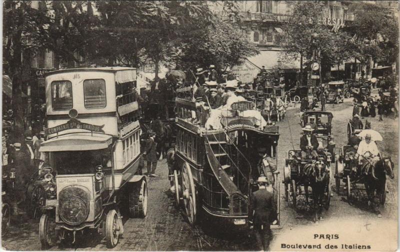 Carte postale ancienne Paris - Boulevard des Italiens à Paris
