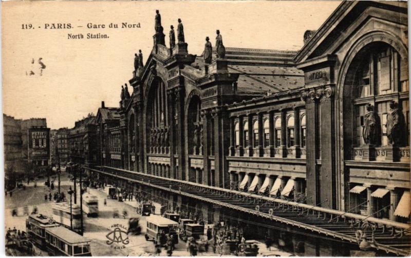 Carte postale ancienne Paris 10e - Gare du Nord à Paris 10e