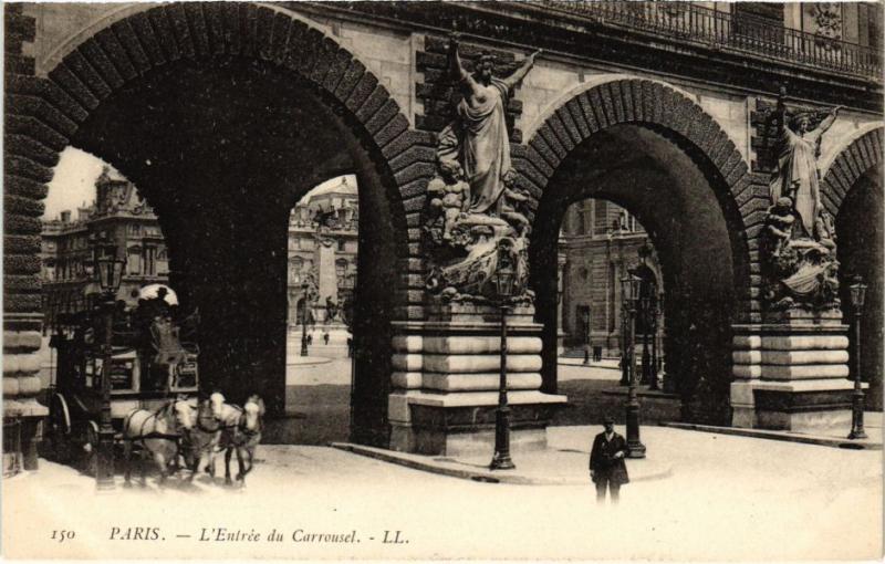 Carte postale ancienne Paris 1e - L'Entrée du Carrousel à Paris 1er