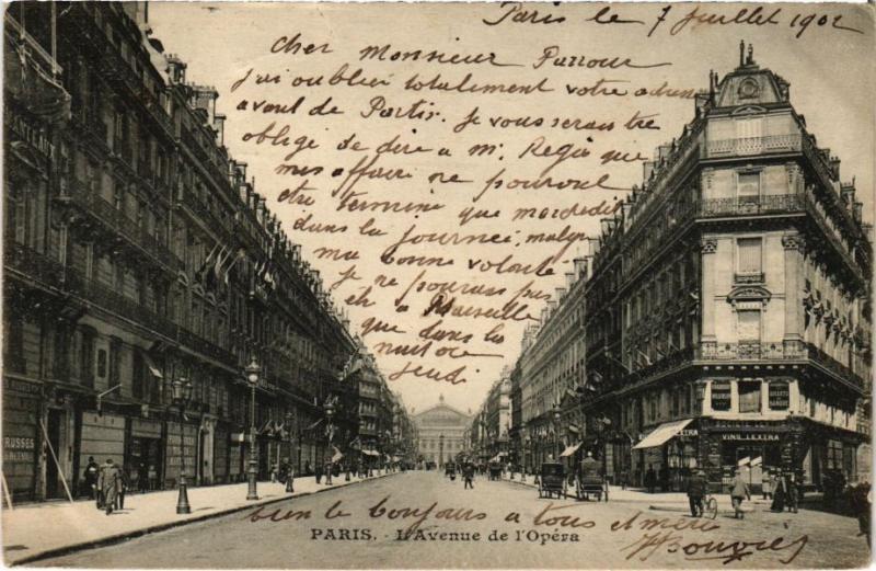 Carte postale ancienne Paris 1e - L'Avenue de l'Opéra à Paris 1er