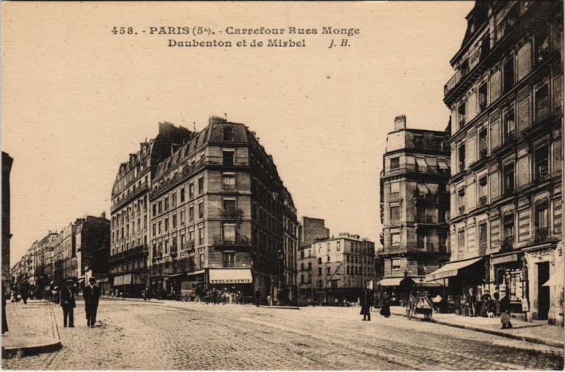 Carte postale ancienne Paris 5e - Carrefour Rues Monge Daubenton et de Mirbel à Paris 5e