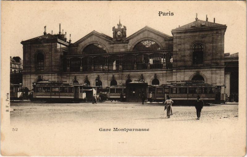 Carte postale ancienne Gare Montparnasse à Paris 6e