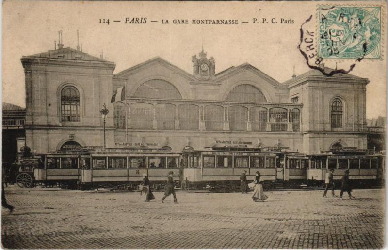 Carte postale ancienne La Gare Montparnasse à Paris 6e