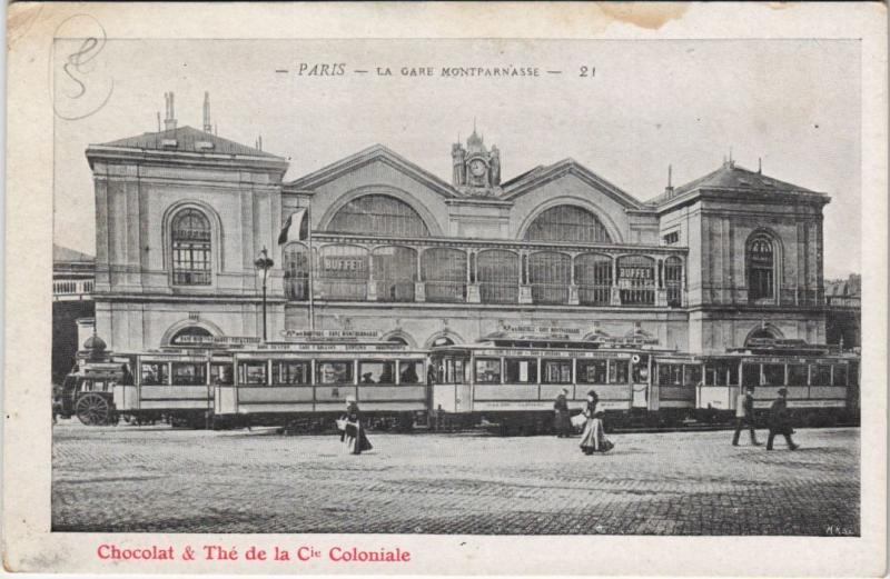 Carte postale ancienne La Gare Montparnasse à Paris 6e