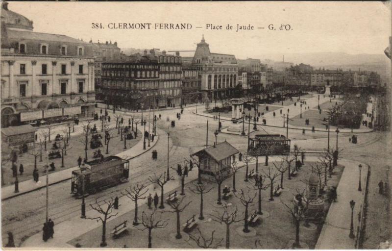 Carte postale ancienne Clermont Ferrand Place de Jaude à Clermont-Ferrand