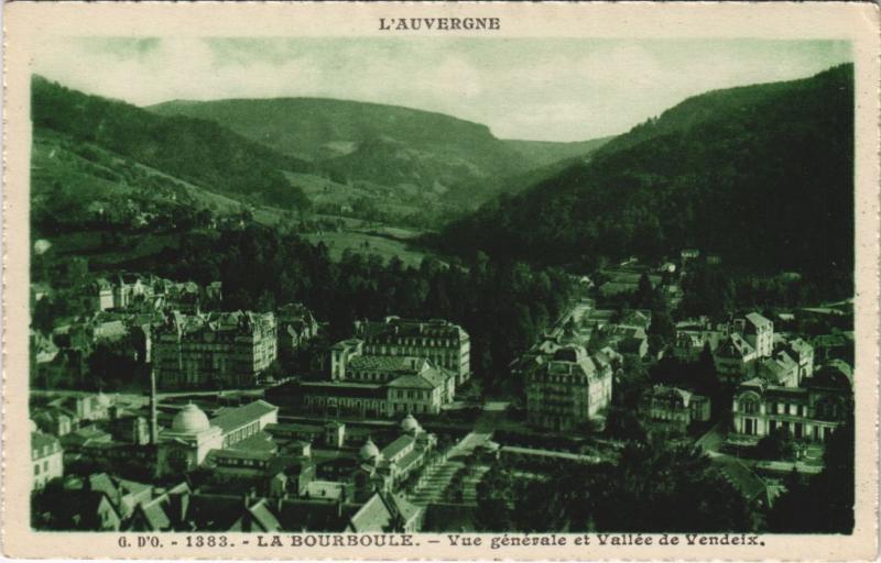 Carte postale ancienne La Bourboule vue generale et Vallee de Vendeix à La Bourboule