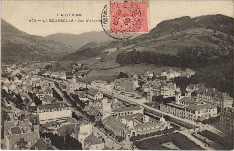 Carte postale ancienne La Bourboule vue d'ensemble à La Bourboule