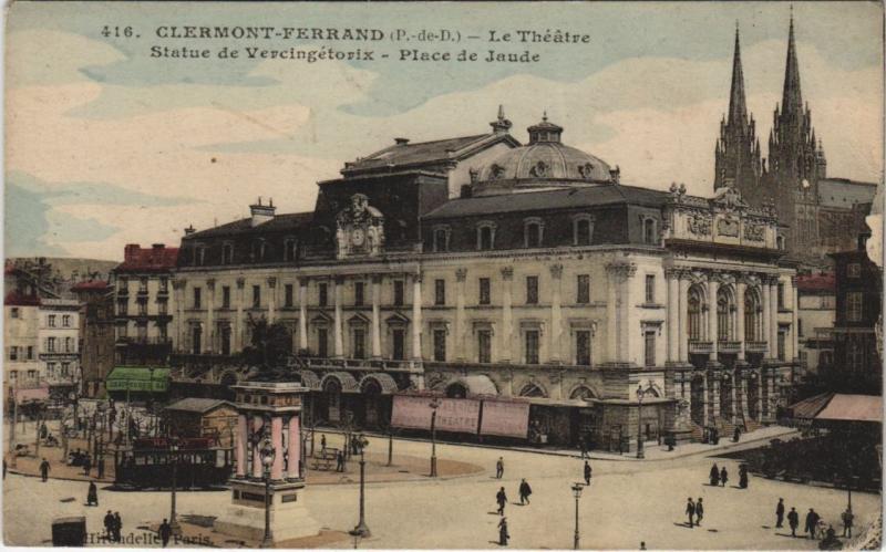 Carte postale ancienne Clermont Ferrand Le Theatre, Statue de Vercingetorix à Clermont-Ferrand
