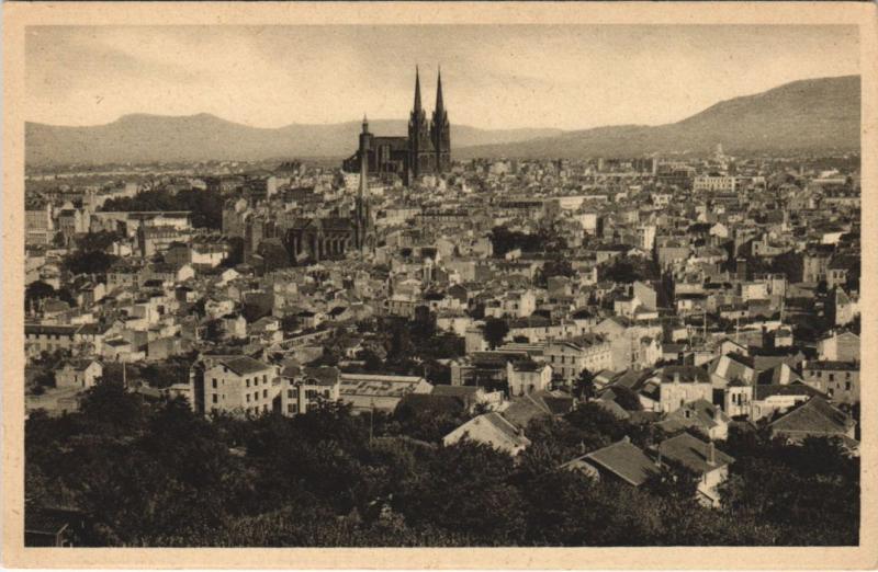 Carte postale ancienne Clermont Ferrand vue generale à Clermont-Ferrand