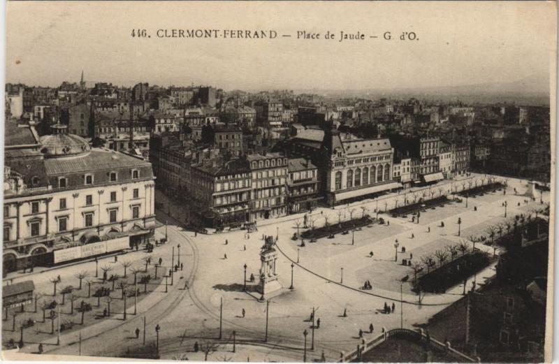 Carte postale ancienne Clermont Ferrand Place de Jaude à Clermont-Ferrand