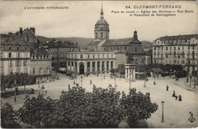 Carte postale ancienne Clermont Ferrand Place de Jaude à Clermont-Ferrand