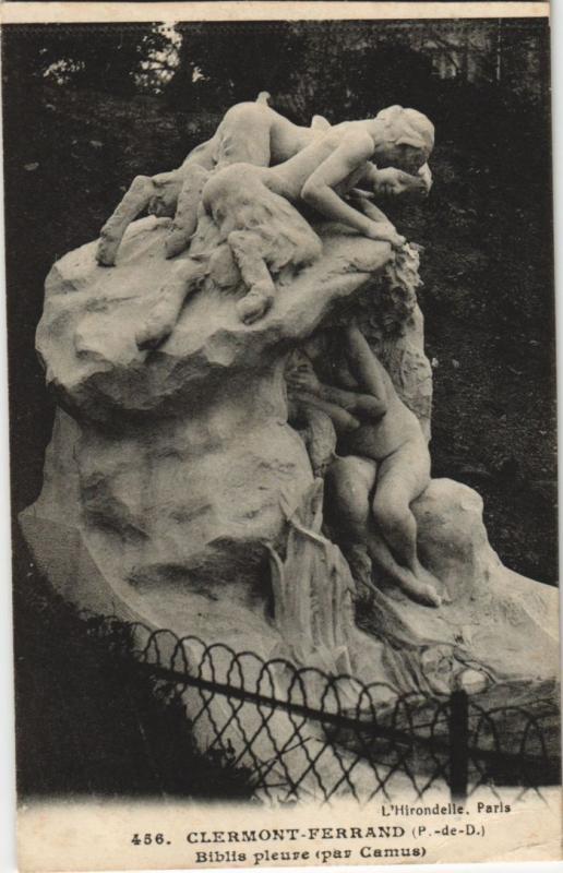 Carte postale ancienne Clermont Ferrand Biblis pleure à Clermont-Ferrand