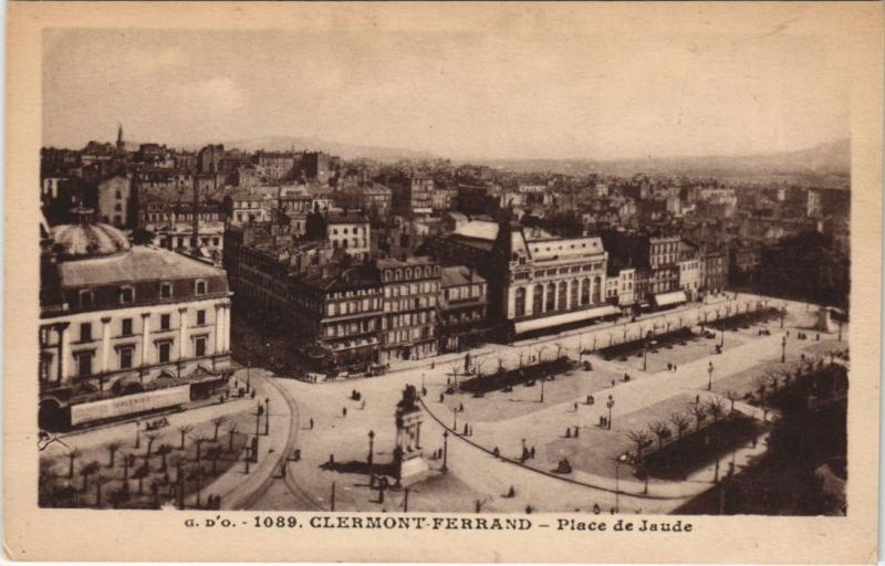 Carte postale ancienne Clermont Ferrand Place de Jaude à Clermont-Ferrand