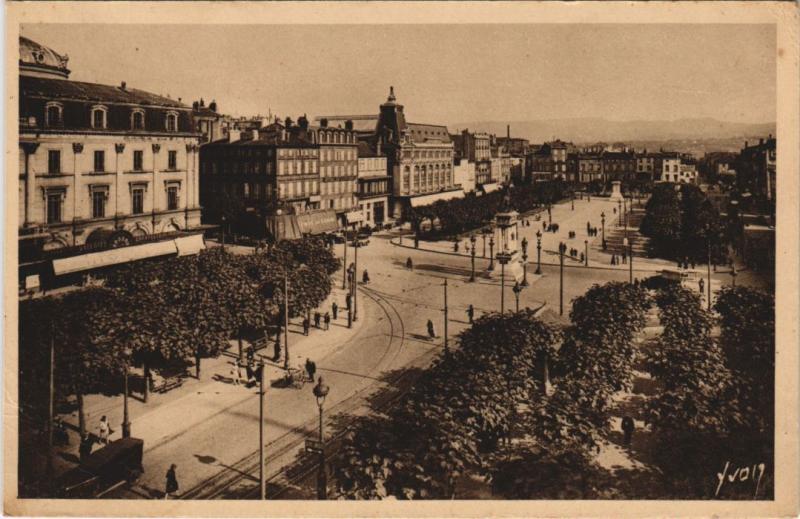 Carte postale ancienne Clermont Ferrand Place de Jaude à Clermont-Ferrand