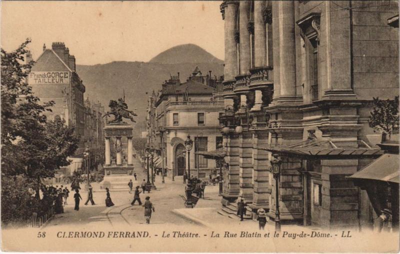 Carte postale ancienne Clermont Ferrand Le Theatre et le Puy de Dome à Clermont-Ferrand