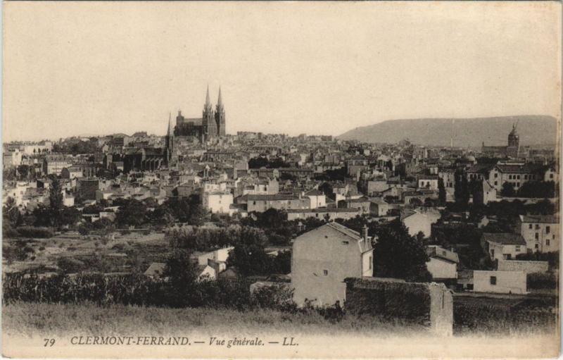 Carte postale ancienne Clermont Ferrand vue generale à Clermont-Ferrand