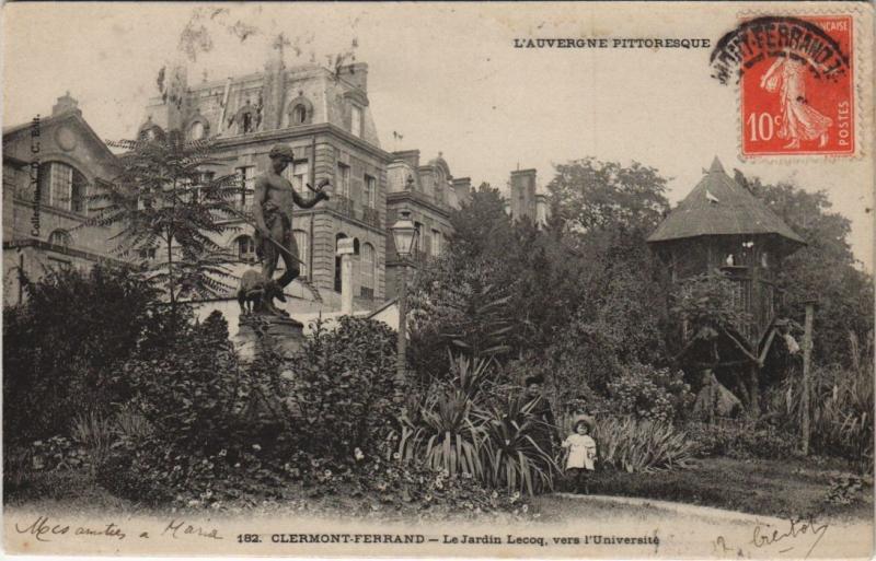 Carte postale ancienne Clermont Ferrand Jardin Lecoq, vers l'Universite à Clermont-Ferrand