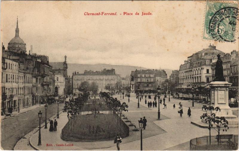 Carte postale ancienne Clermont Ferrand Place de Jaude à Clermont-Ferrand