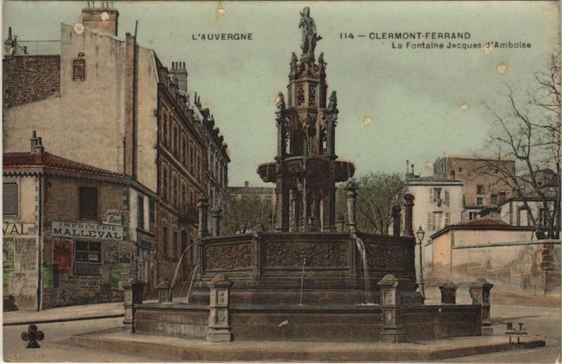 Carte postale ancienne Clermont Ferrand Fontaine Jacques d'Amboise à Clermont-Ferrand