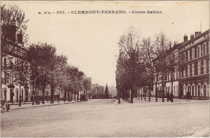 Carte postale ancienne Clermont Ferrand Cours Sablon à Clermont-Ferrand