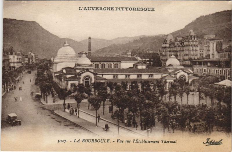 Carte postale ancienne La Bourboule vue sur l'Etablissement Thermal à La Bourboule