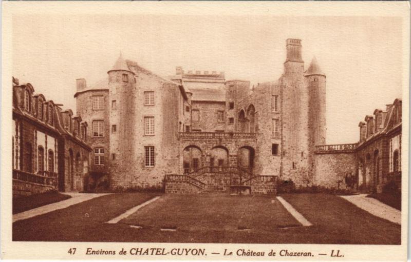 Carte postale ancienne Chatel-Guyon Chateau de Chazeron