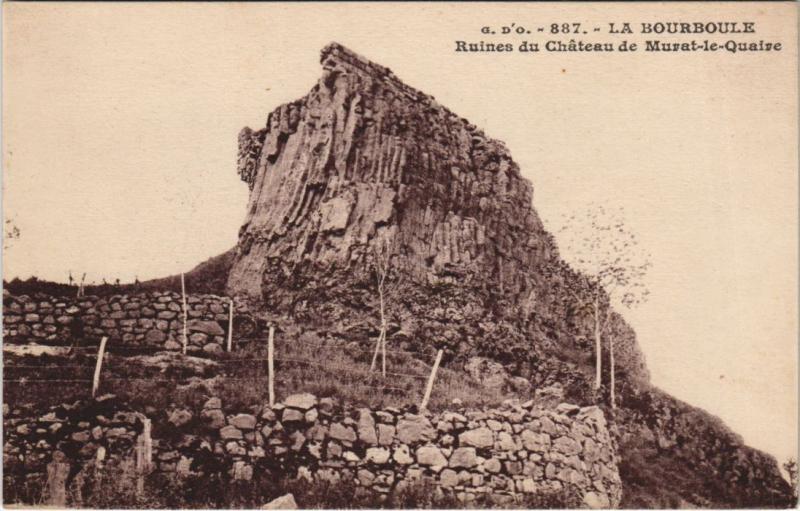 Carte postale ancienne La Bourboule Ruines du Chateau de Murat le Quaire à La Bourboule