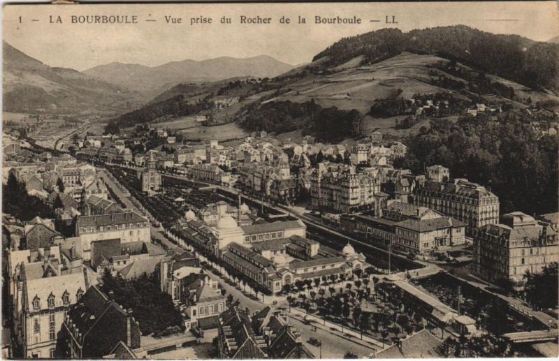Carte postale ancienne La Bourboule vue prise du Rocher de la Bourboule à La Bourboule