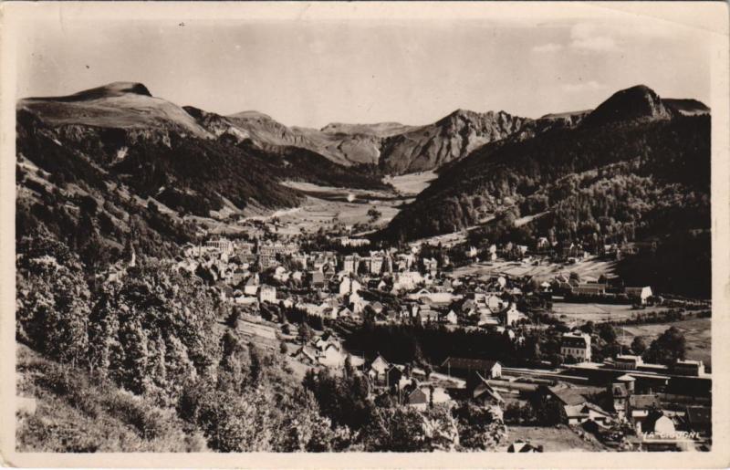 Carte postale ancienne Mont Dore vue generale de la Ville à Mont-Dore
