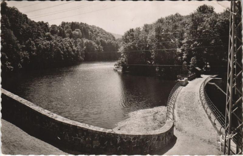 Carte postale ancienne La Bourboule Le Barrage à La Bourboule