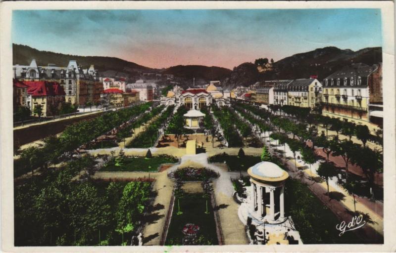 Carte postale ancienne La Bourboule Square Joffre à La Bourboule