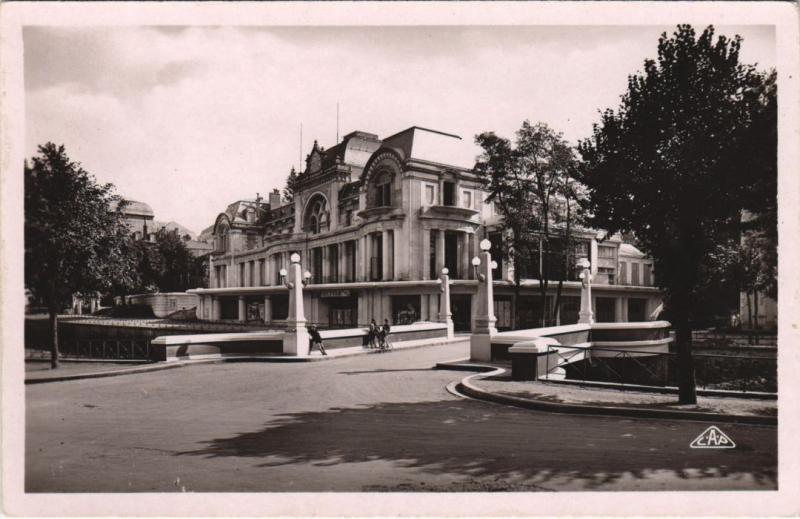 Carte postale ancienne La Bourboule le Casino à La Bourboule