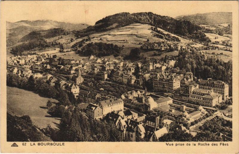 Carte postale ancienne La Bourboule vue prise de la Roche des Fees à La Bourboule