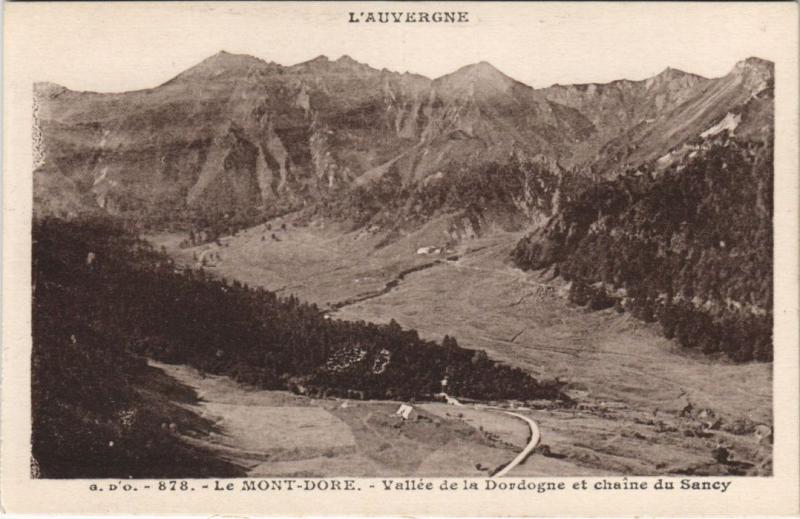 Carte postale ancienne Mont Dore Vallee de la Dordogne, Chaine du Sancy à Mont-Dore