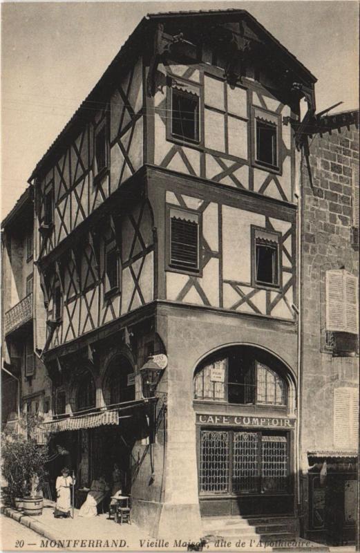 Carte postale ancienne Montferrand Vieille Maison dite de l'Apothicaire