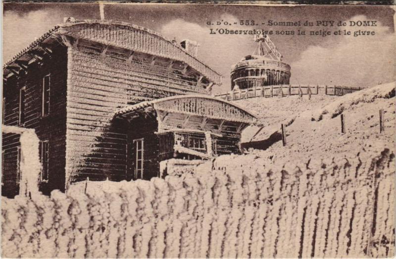 Carte postale ancienne Sommet du Puy de Dome - L'Observatoire