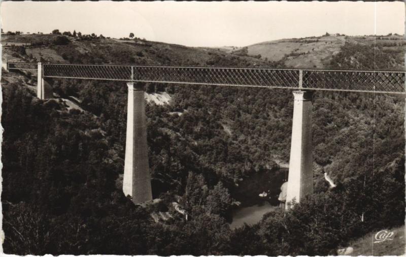 Carte postale ancienne Le Viaduc des Fades