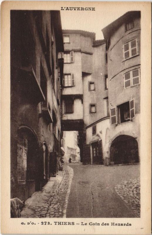 Carte postale ancienne Thiers Le Coin des Hazards à Thiers
