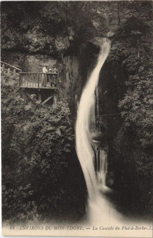 Carte postale ancienne Le Mont-Dore Environs - La Cascade du Plat-a-Barbe à Mont-Dore