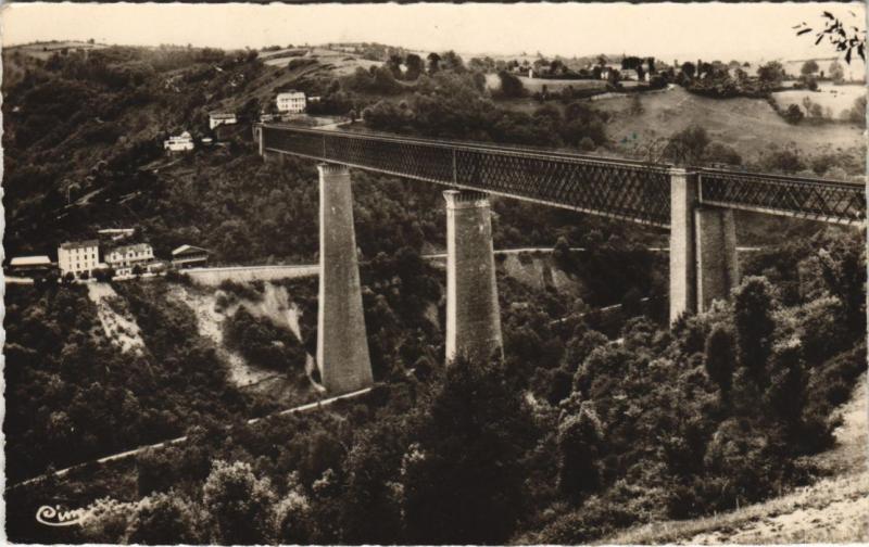 Carte postale ancienne Le Viaduc des Fades