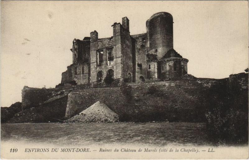 Carte postale ancienne Murols Ruines du Chateau à Murol