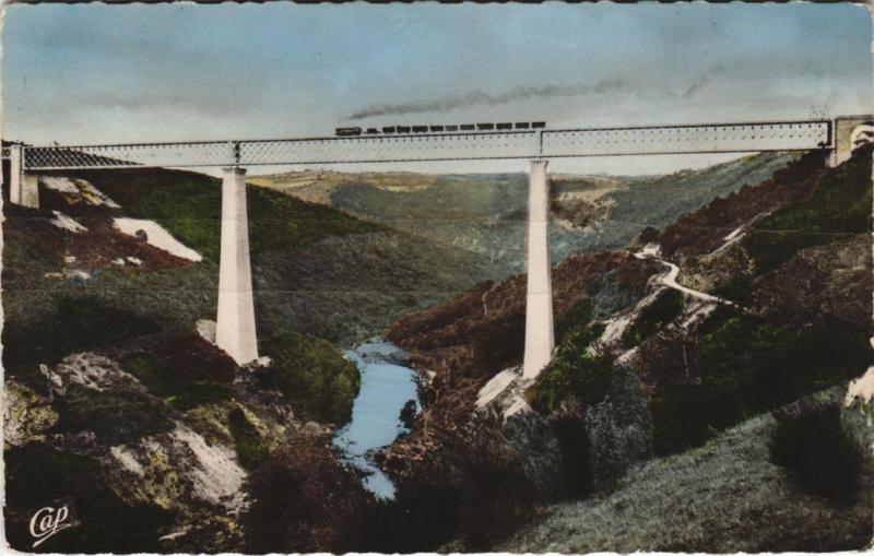 Carte postale ancienne Clermont-Ferrand Environs - Viaduc des Fades à Clermont-Ferrand