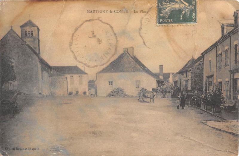 Carte postale ancienne Martigny Le Comte - La Place à Martigny-le-Comte
