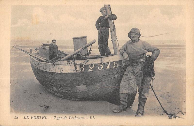 Carte postale ancienne Le Portel - Type De Pecheurs au Portel