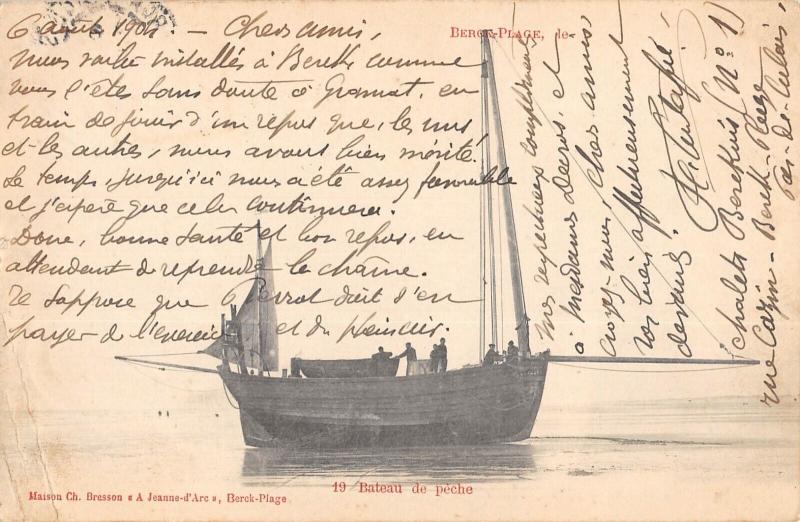 Carte postale ancienne Berck Plage - Bateau De Peche à Berck