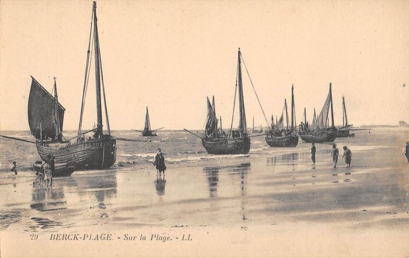 Carte postale ancienne Berck Plage - Sur La Plage à Berck
