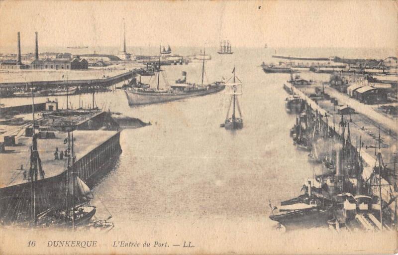 Carte postale ancienne Dunkerque - L'Entree Du Port à Dunkerque