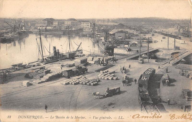 Carte postale ancienne Dunkerque - Le Bassin De La Marine - Vue Generale à Dunkerque